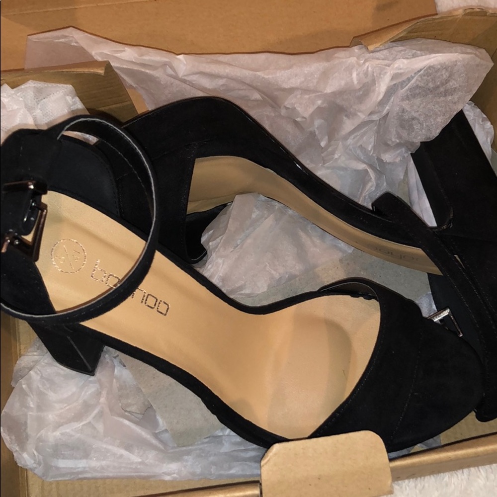 BooHoo platform black platform heel NWT AND BOX - Picture 2 of 4